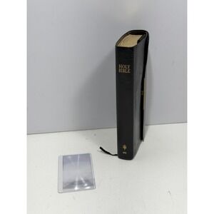 Thomas Nelson NKJV Holy Bible Black Bonded Leather Wallet w/ Magnifier 24S 1994